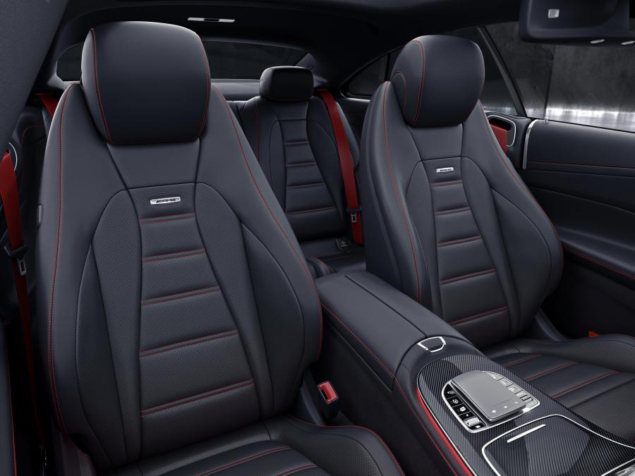 Интерьер Mercedes-AMG E53 4Matic+ (W213) 2018 года  (WW) (фото 5 из 8)
